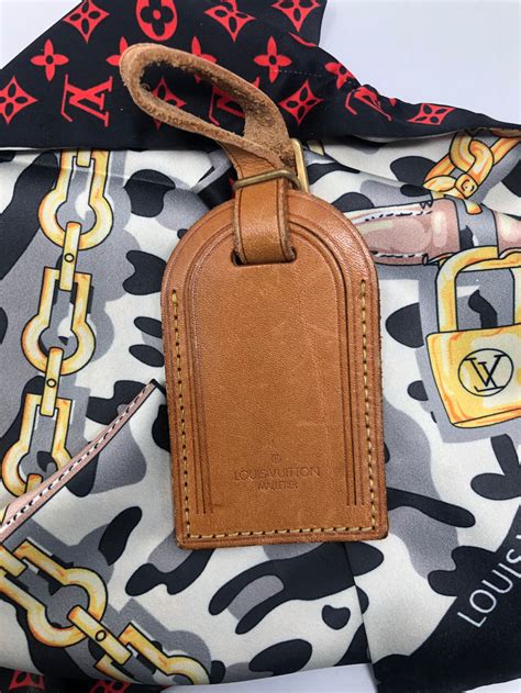 louis vuitton tags of authenticity|authentic louis vuitton luggage tag.